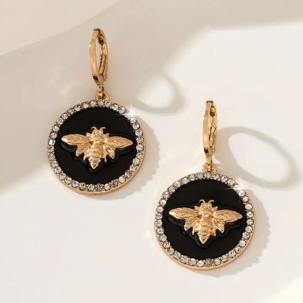 Gorgeous Bee Medallion Drop Earrings – Gold Tone, Black Enamel • NWT